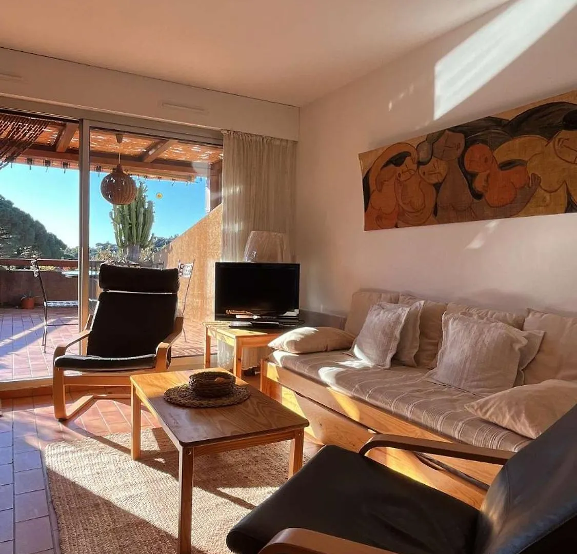 Apartment Paisible T2- Plages Et Commerces Le Lavandou